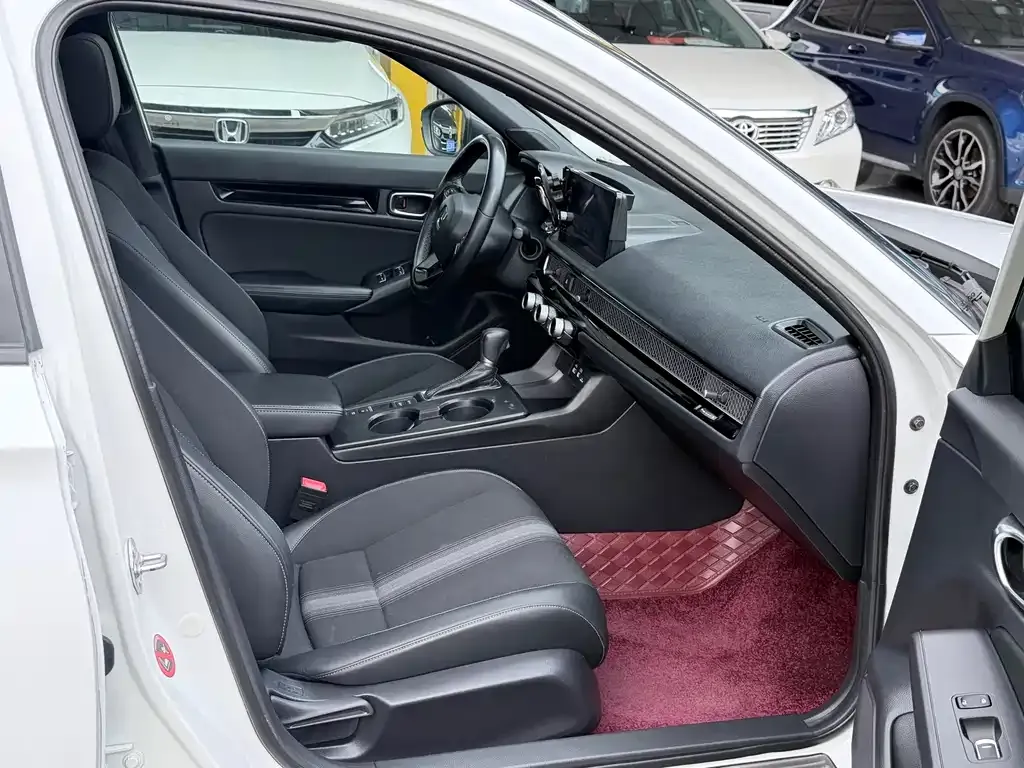 Honda Civic — фото 8