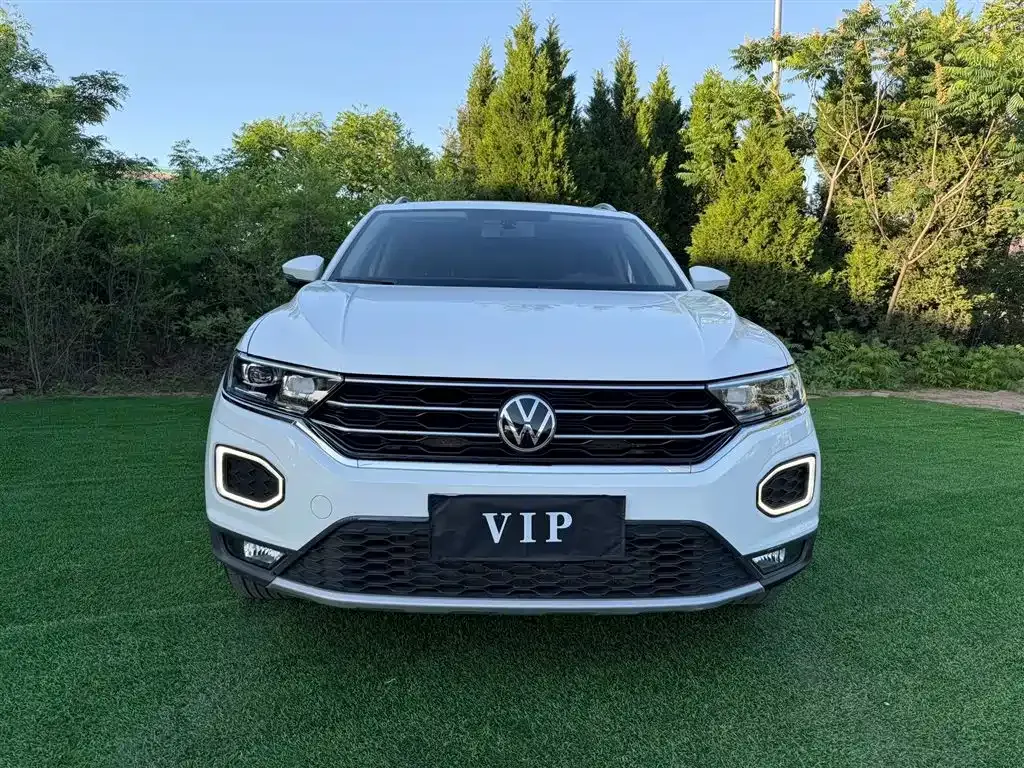 Volkswagen T-Roc — фото 7