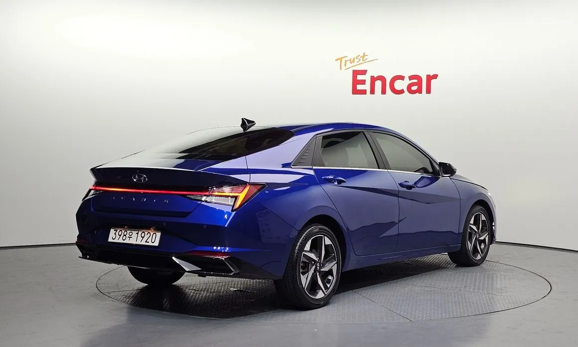 Hyundai AVANTE — фото 5