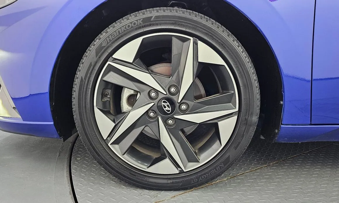 Hyundai AVANTE — фото 4