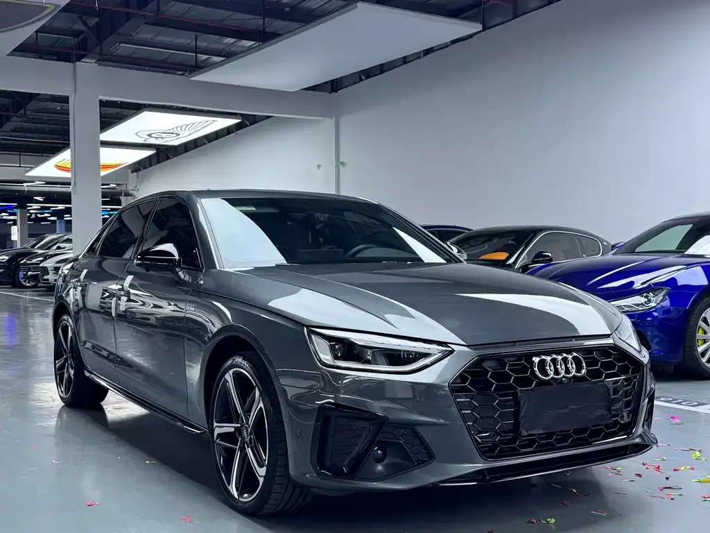 Audi A4L 2024 из CN, фото 4
