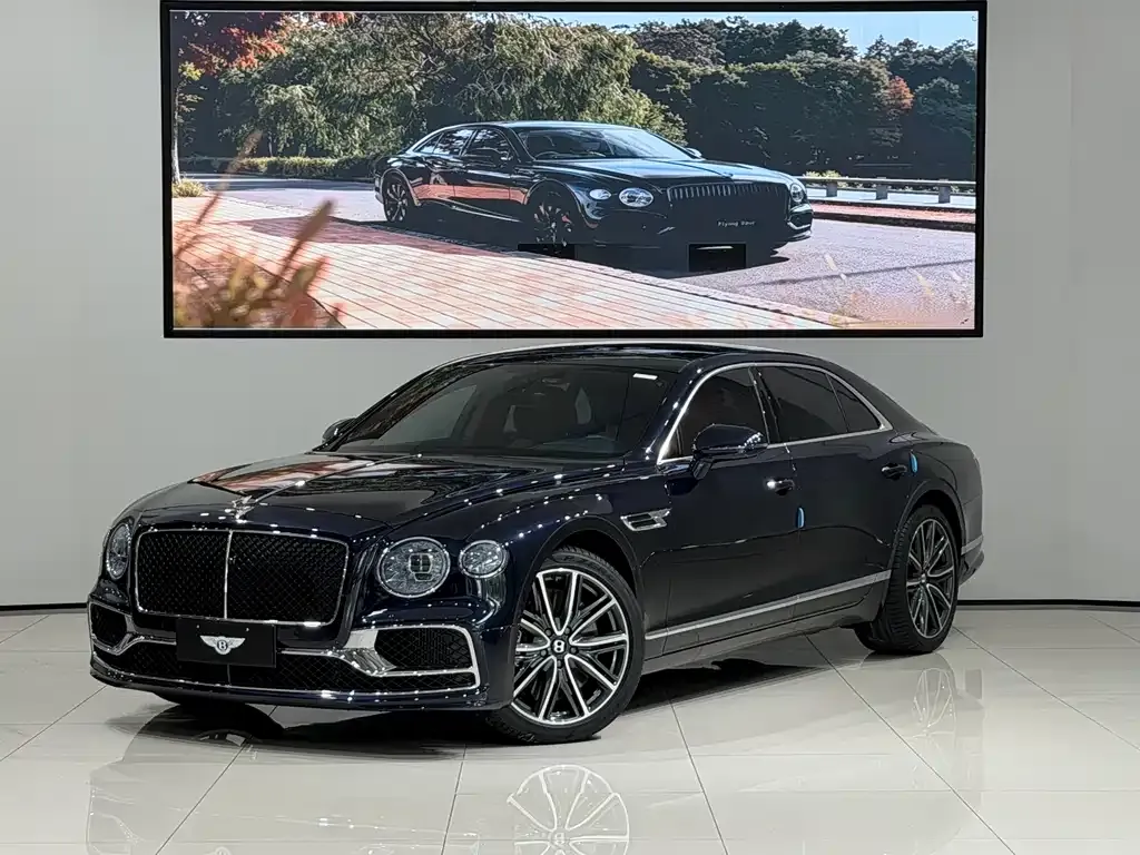 Bentley Flying Spur — фото 1