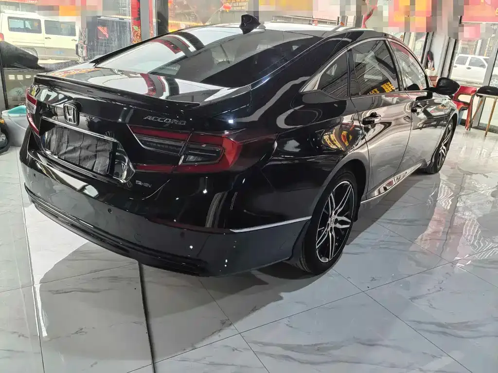 Honda Accord — фото 4