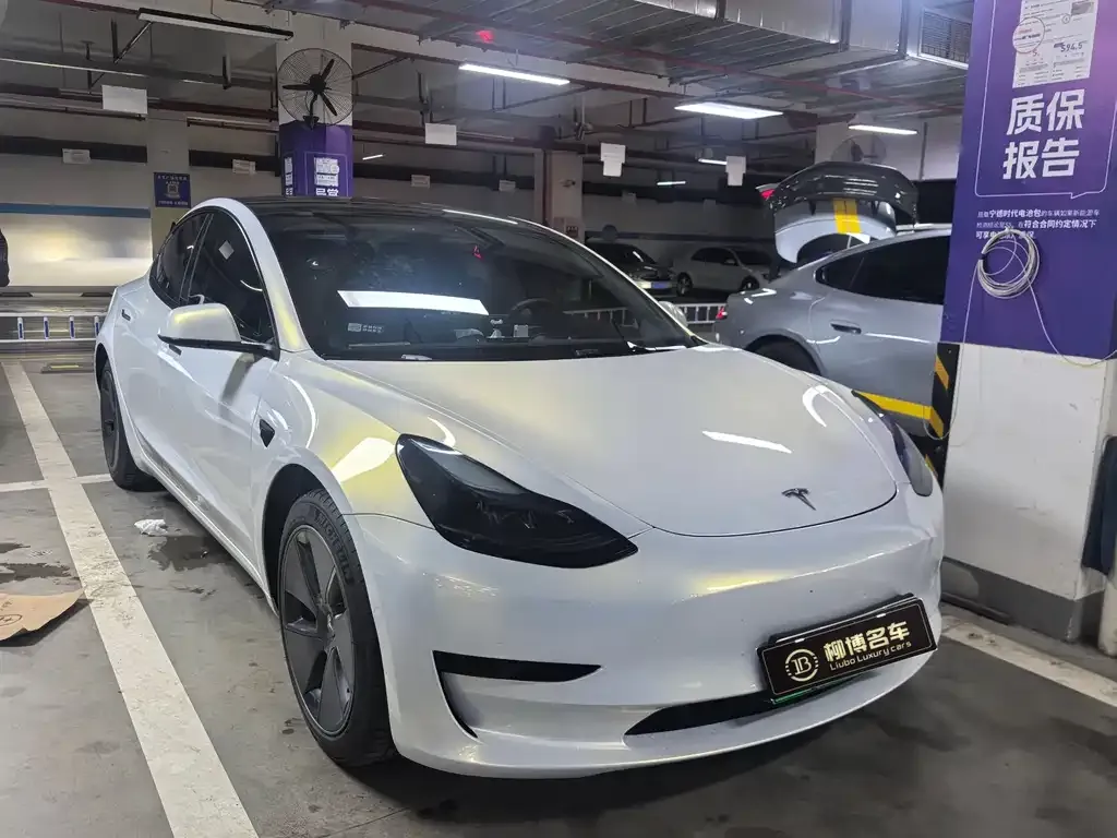 Tesla Model 3 — фото 7
