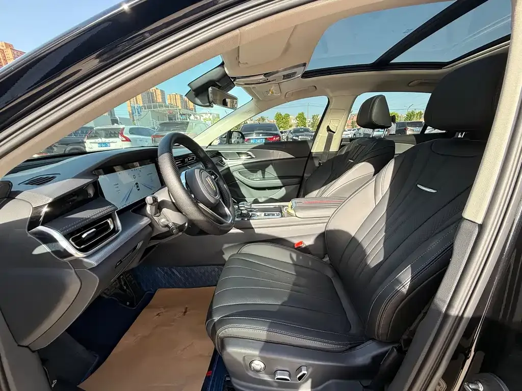 Hongqi H5 — фото 3