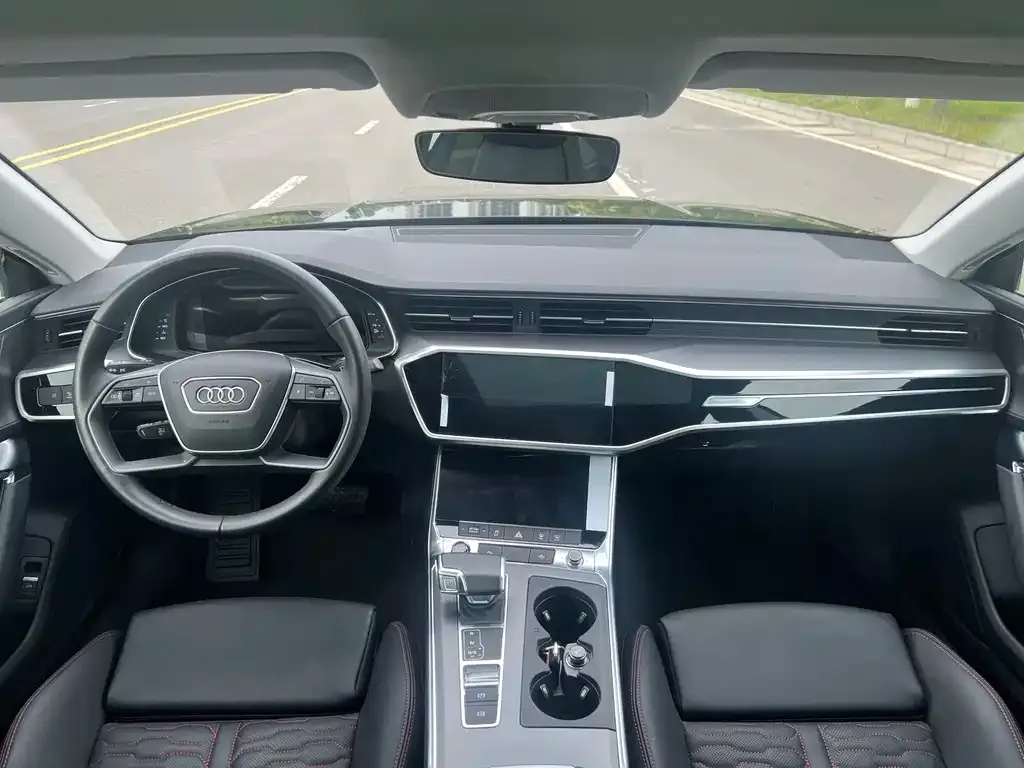 Audi A7 — фото 10