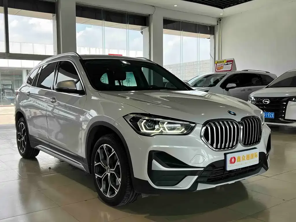 BMW X1 — фото 3