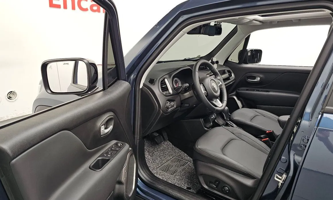 Jeep Renegade 2023 из KR, фото 3