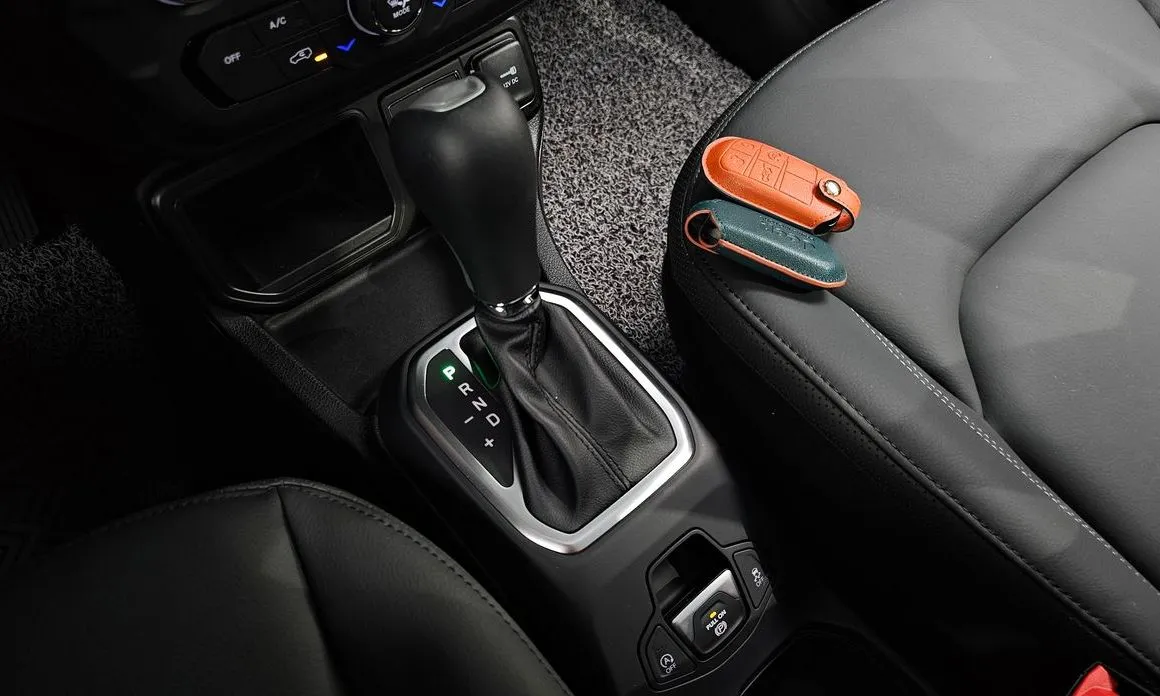 Jeep Renegade 2023 из KR, фото 4