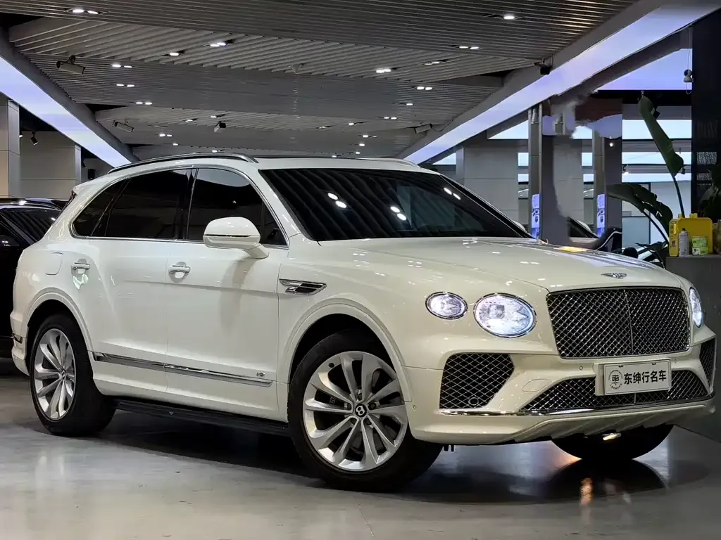 Bentley Bentayga — фото 8
