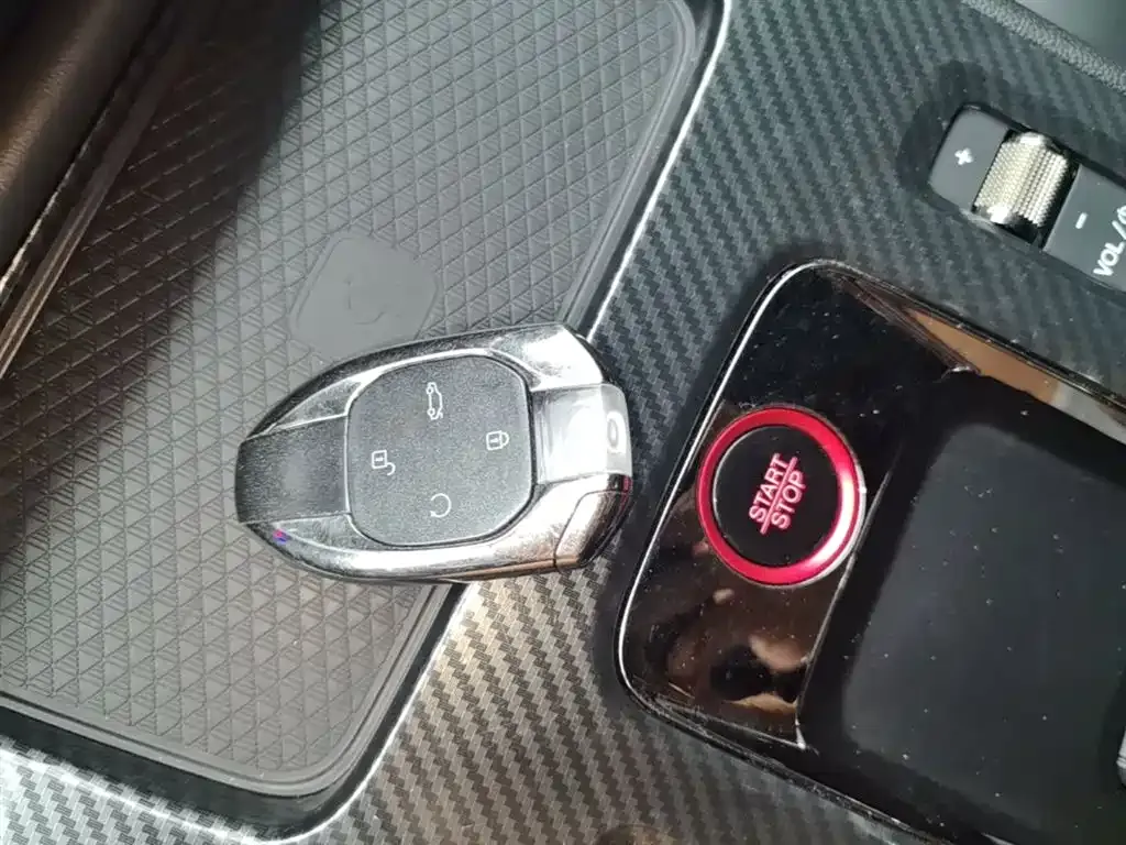 GAC Motor Shadow Leopard — фото 8