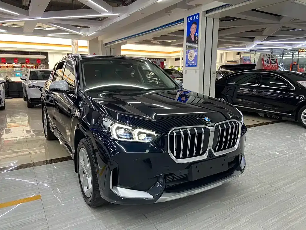BMW X1 — фото 7