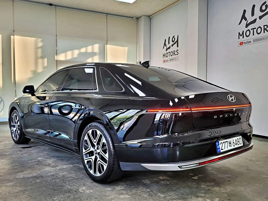 Hyundai Grandeur 2023 из KR, фото 9