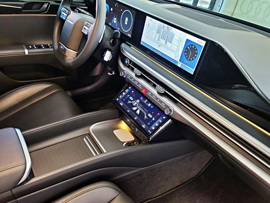 Hyundai Grandeur 2023 из KR, фото 5