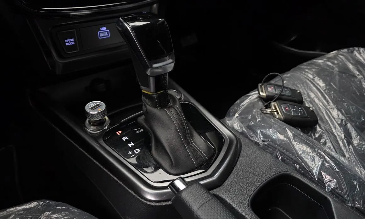 KG Mobility (Ssangyong) TIBOLI 2021 из KR, фото 6