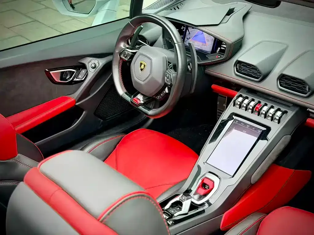 Lamborghini Huracan 2022 из CN, фото 8