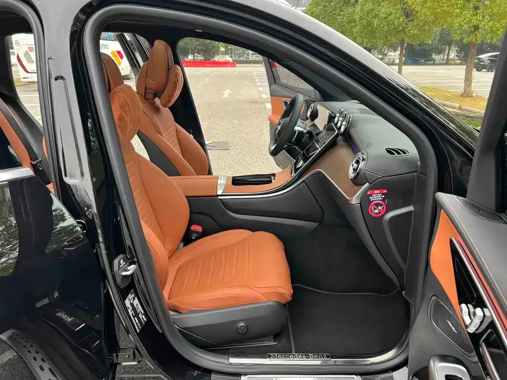 Mercedes-Benz GLC — фото 8