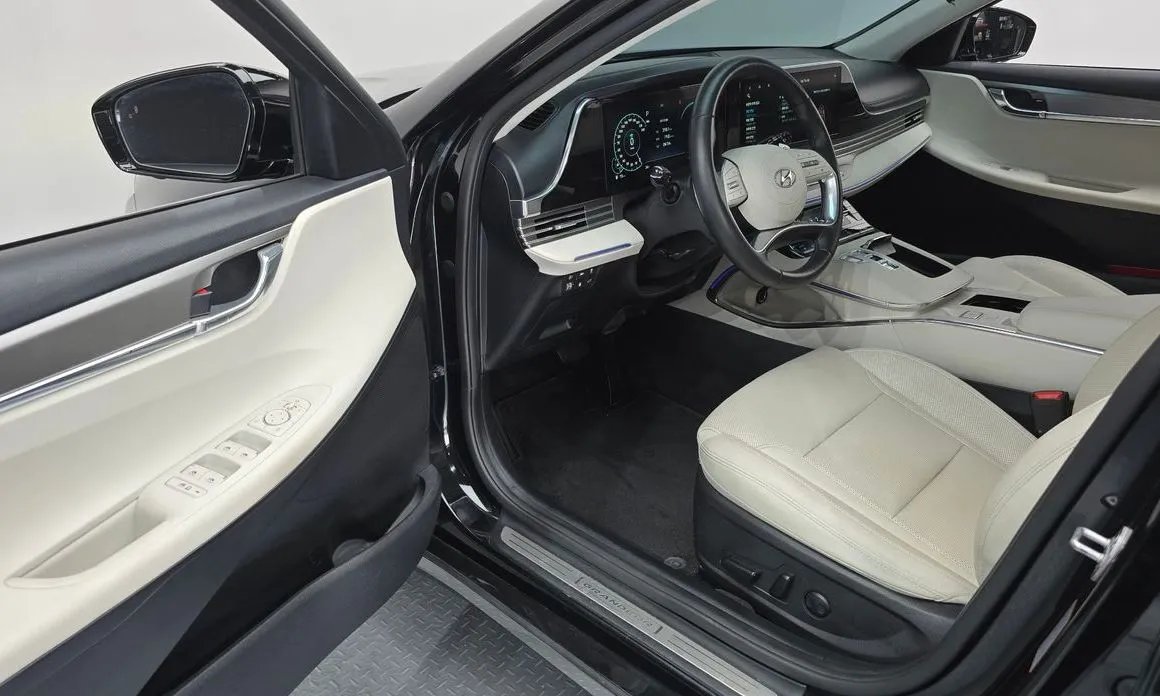 Hyundai Grandeur 2023 из KR, фото 4