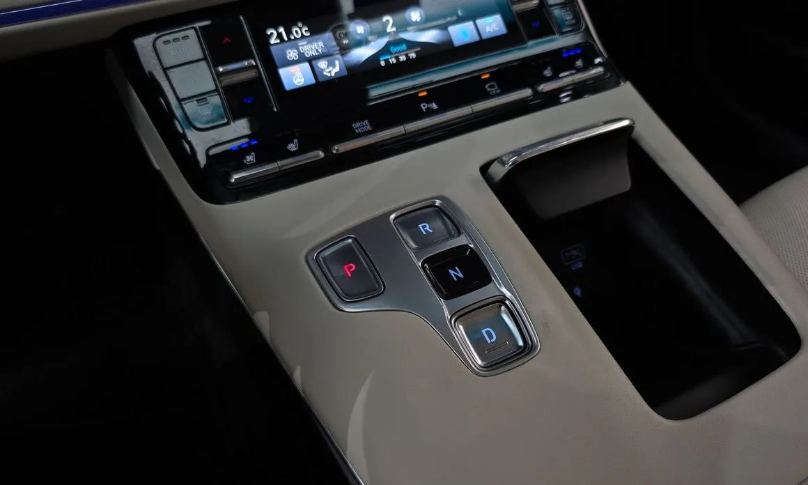 Hyundai Grandeur 2023 из KR, фото 7