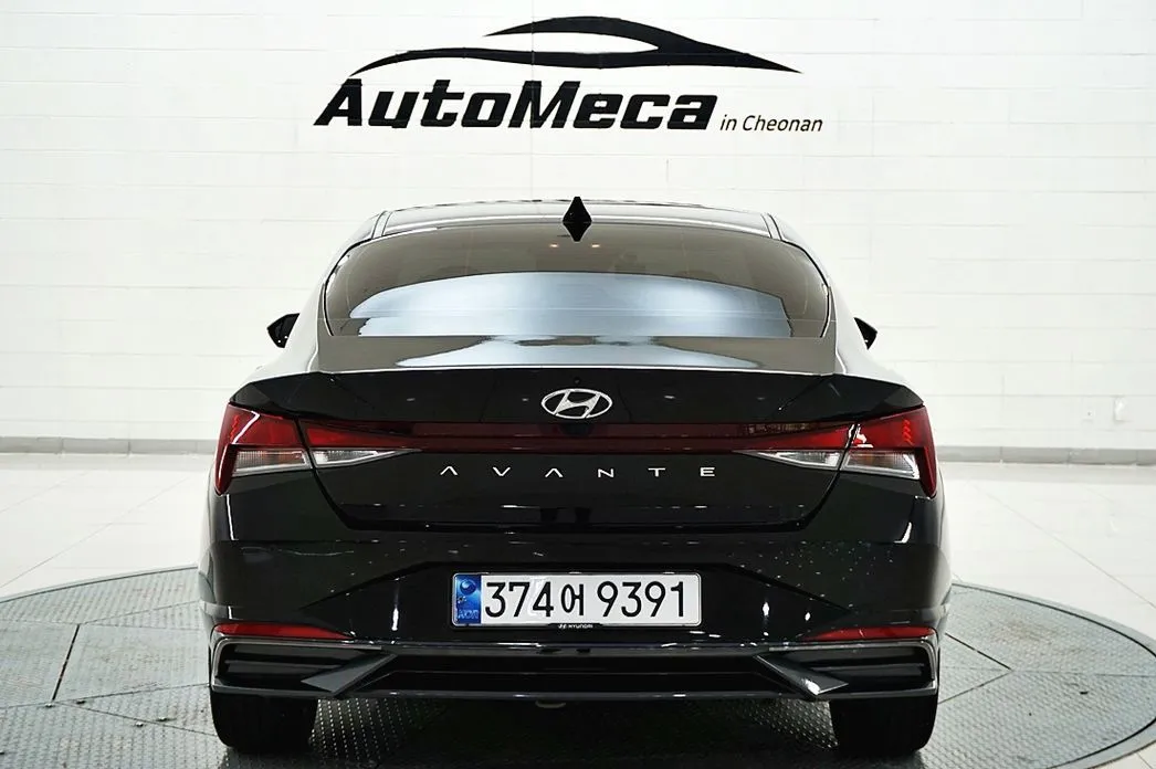 Hyundai AVANTE — фото 2