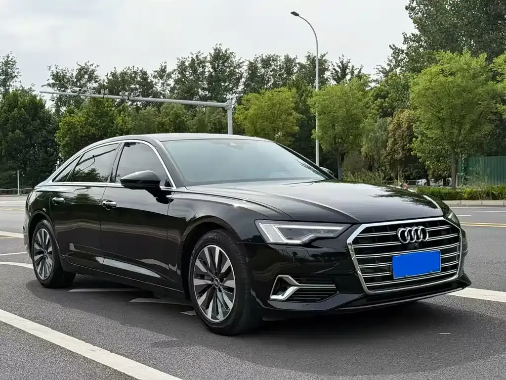 Audi A6L — фото 2