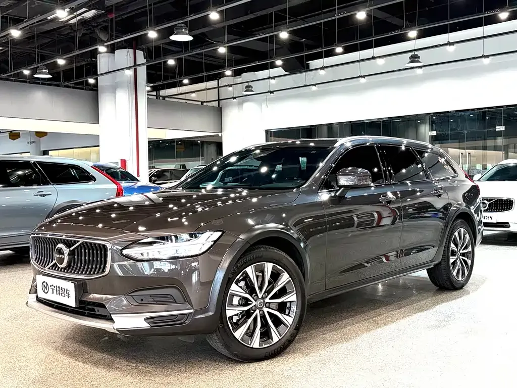 Volvo V90