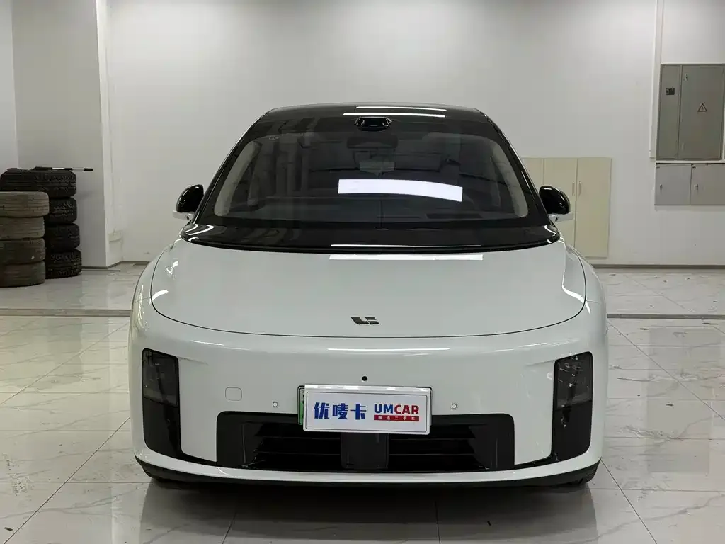Li Auto i8 2025 из CN, фото 3