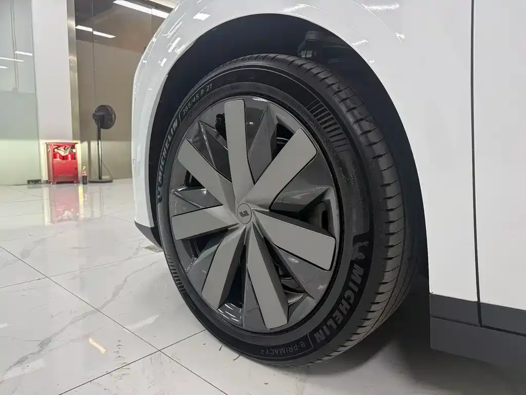 Li Auto i8 2025 из CN, фото 8