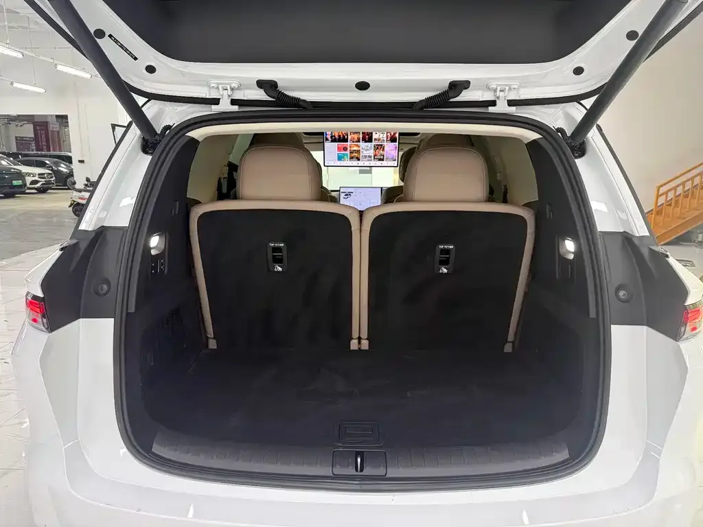 Li Auto i8 2025 из CN, фото 10