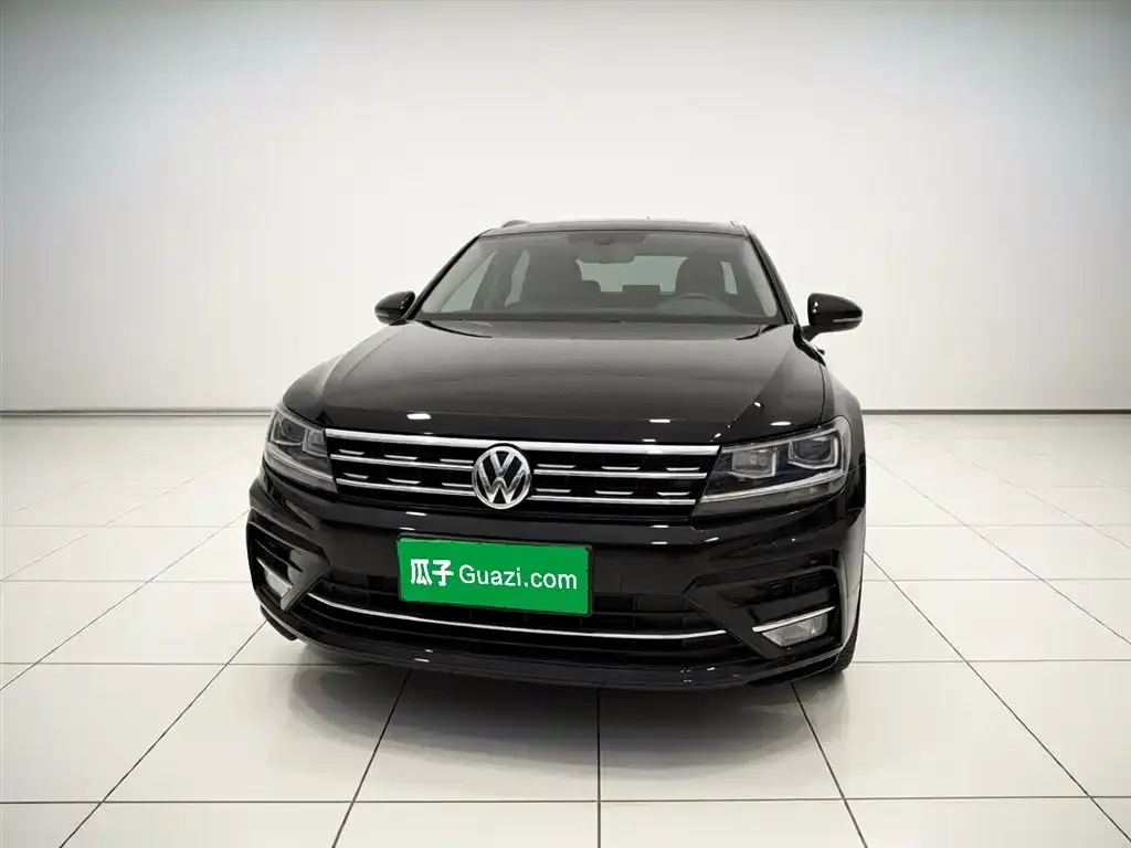 Volkswagen Tiguan L — фото 3