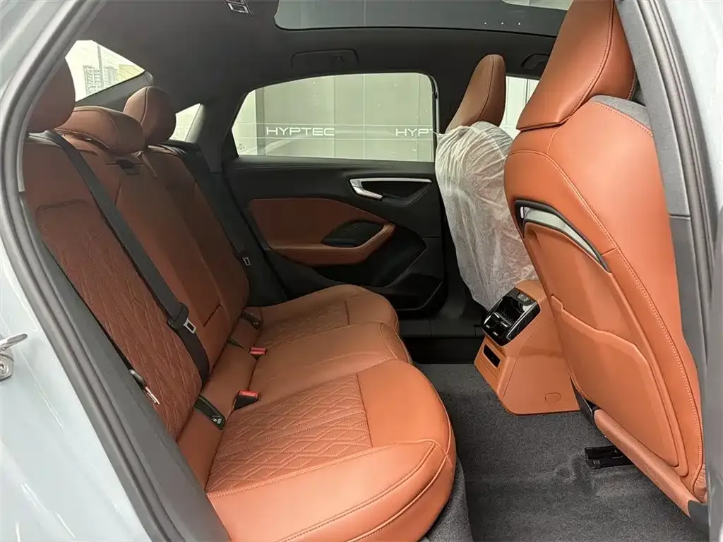 Audi A5L 2026 из CN, фото 4