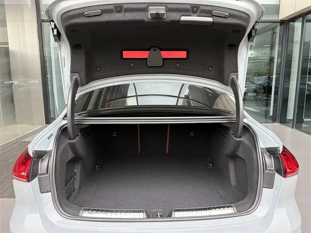 Audi A5L 2026 из CN, фото 10