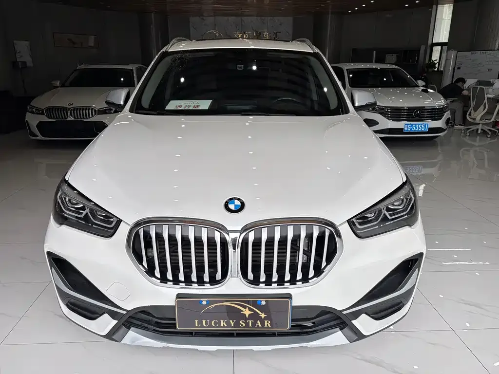 BMW X1 — фото 2