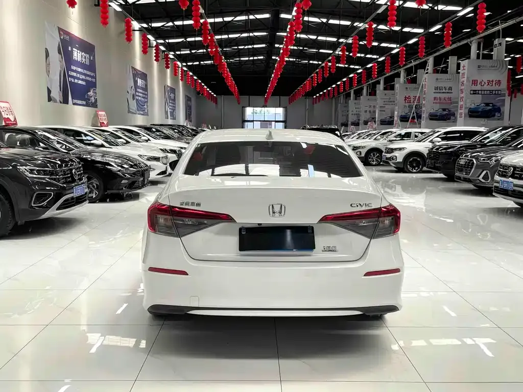 Honda Civic — фото 7