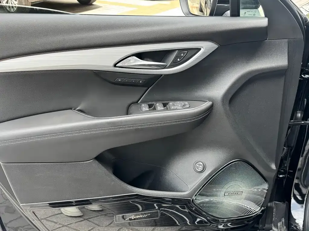 Buick Envision Plus — фото 7
