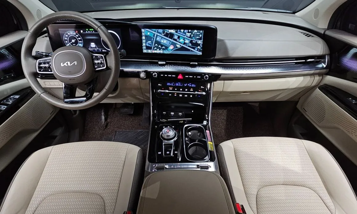 Kia Carnival 2023 из KR, фото 10