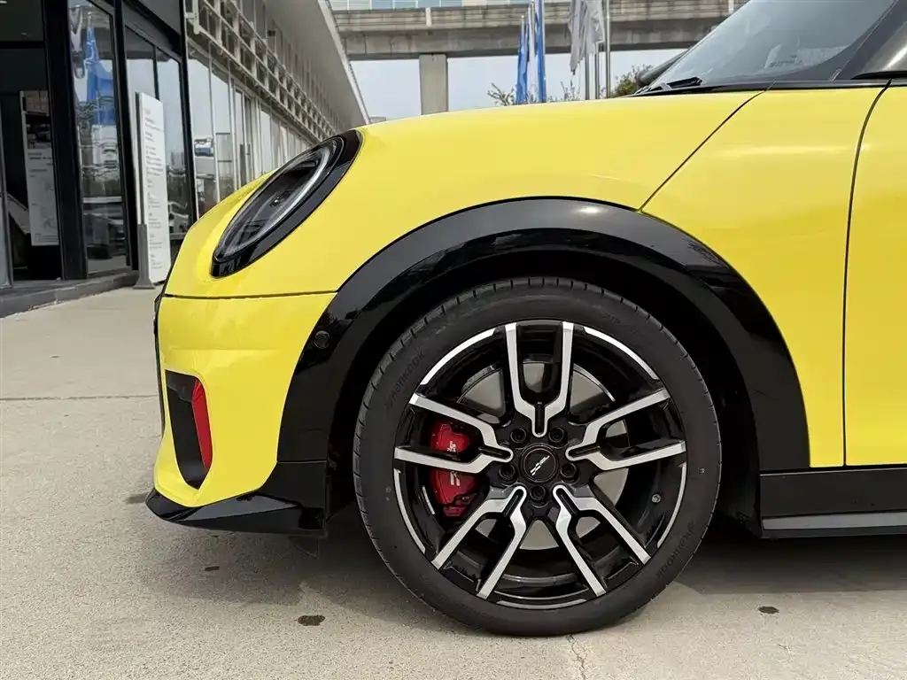 MINI JCW (John Cooper Works) — фото 5