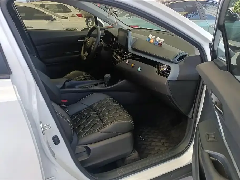 Toyota IZOA 2022 из CN, фото 4