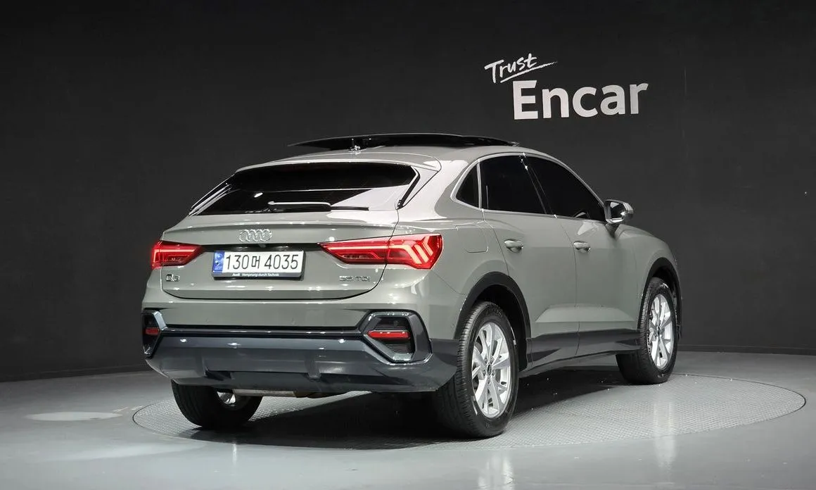 Audi Q3 2023 из KR, фото 2