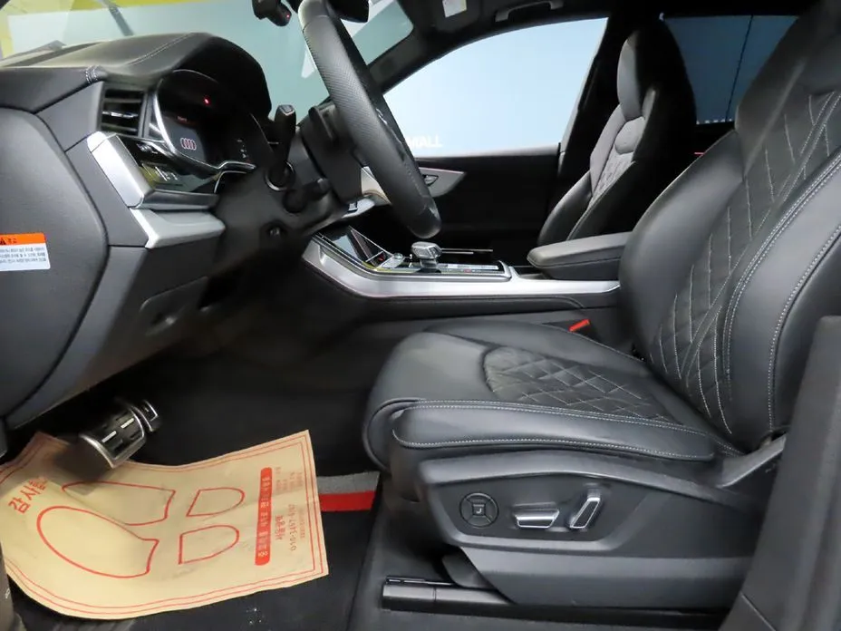 Audi Q8 2025 из KR, фото 8