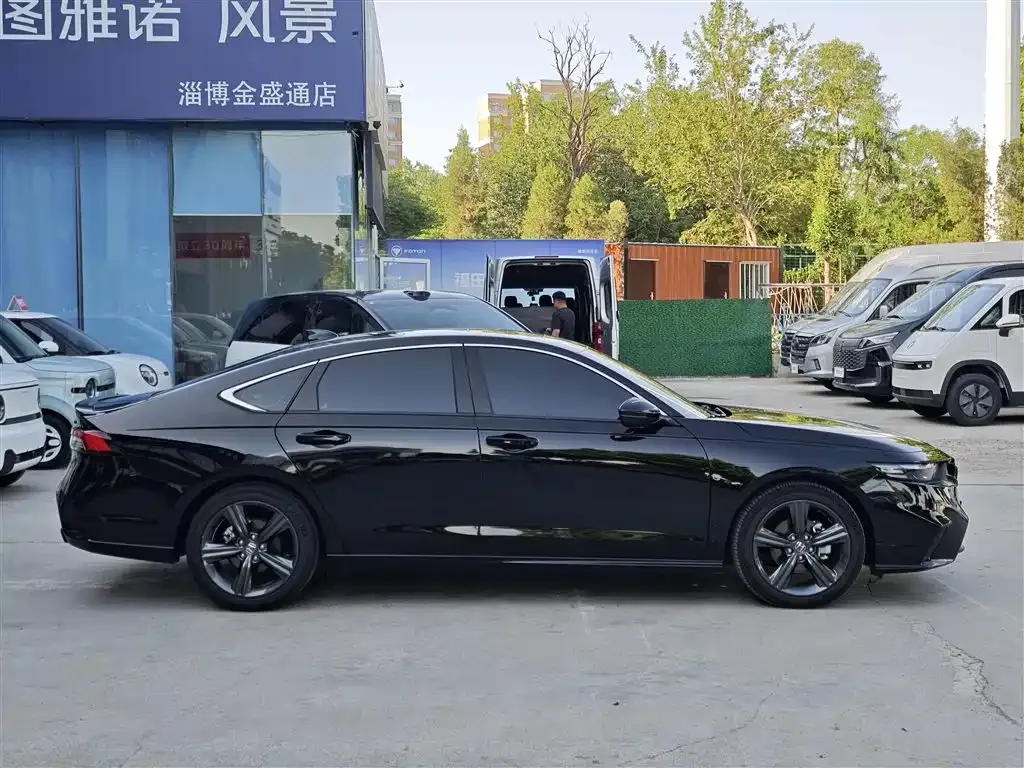 Honda Inspire — фото 4