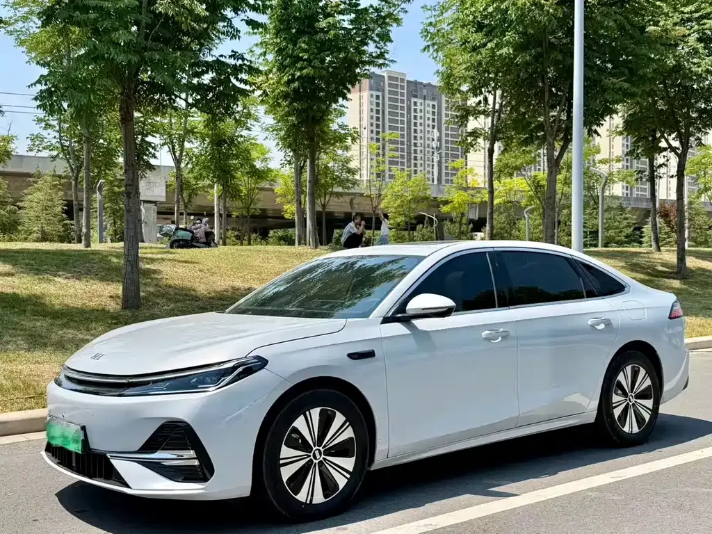 Geely 银河A7 EM — фото 1