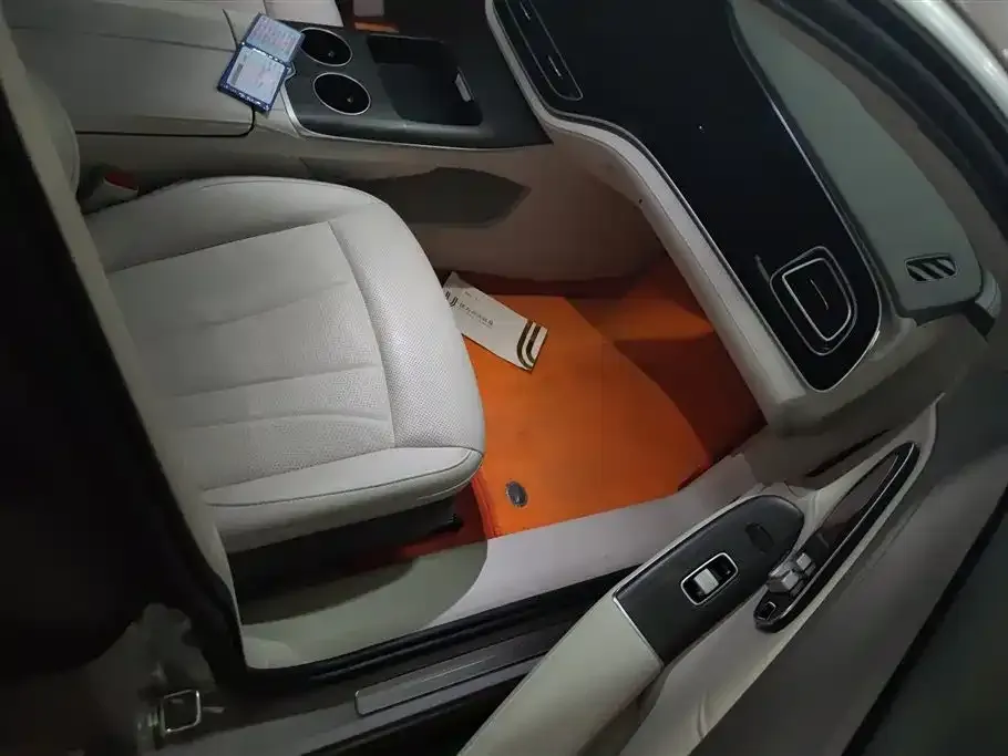 Roewe Feifan F7 2023 из CN, фото 8