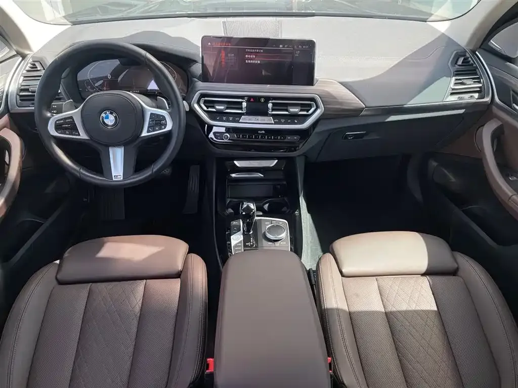 BMW X3 — фото 10