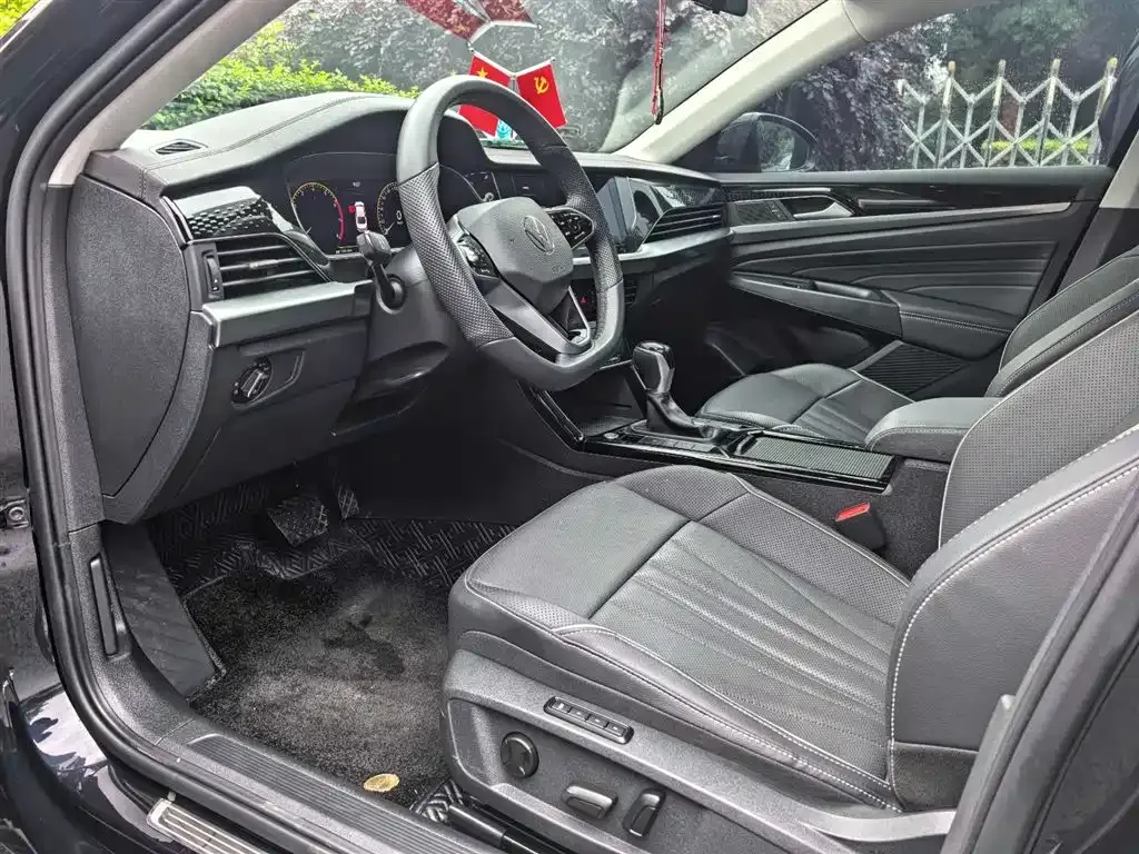 Volkswagen Passat — фото 3