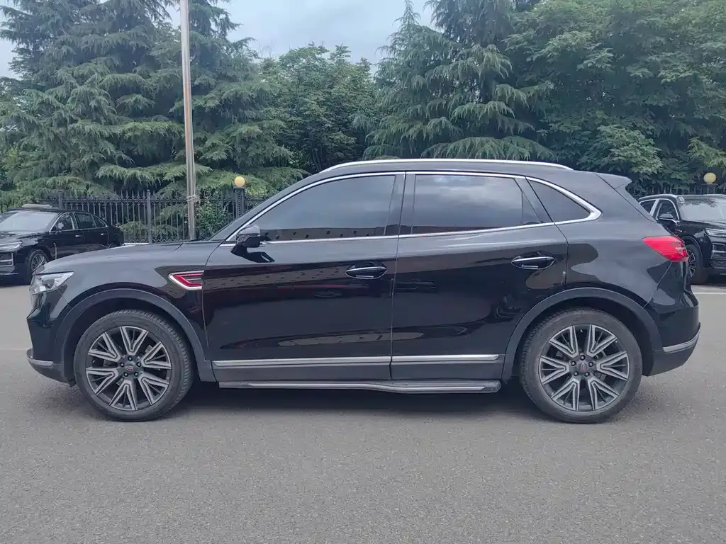 Hongqi HS5 — фото 3