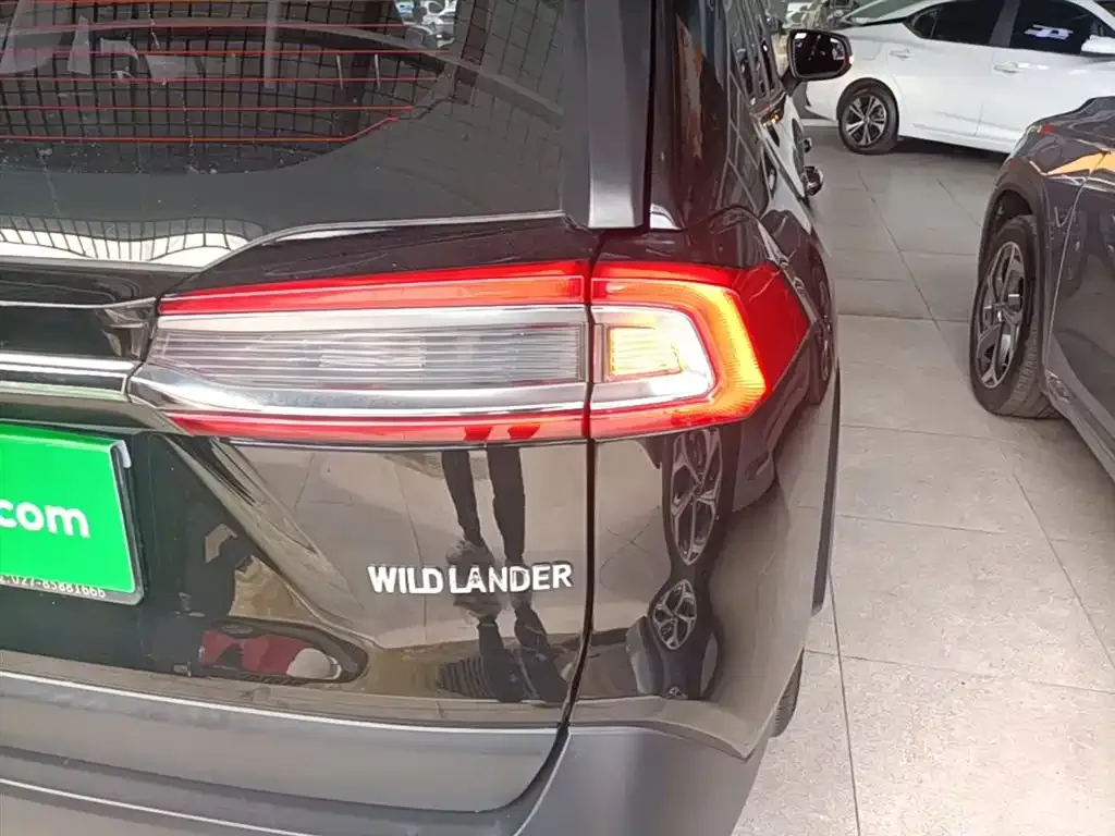Toyota Wildlander 2023 из CN, фото 4