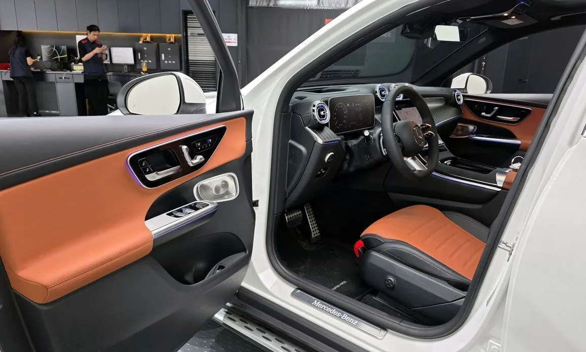 Mercedes-Benz GLC-Class 2025 из KR, фото 7