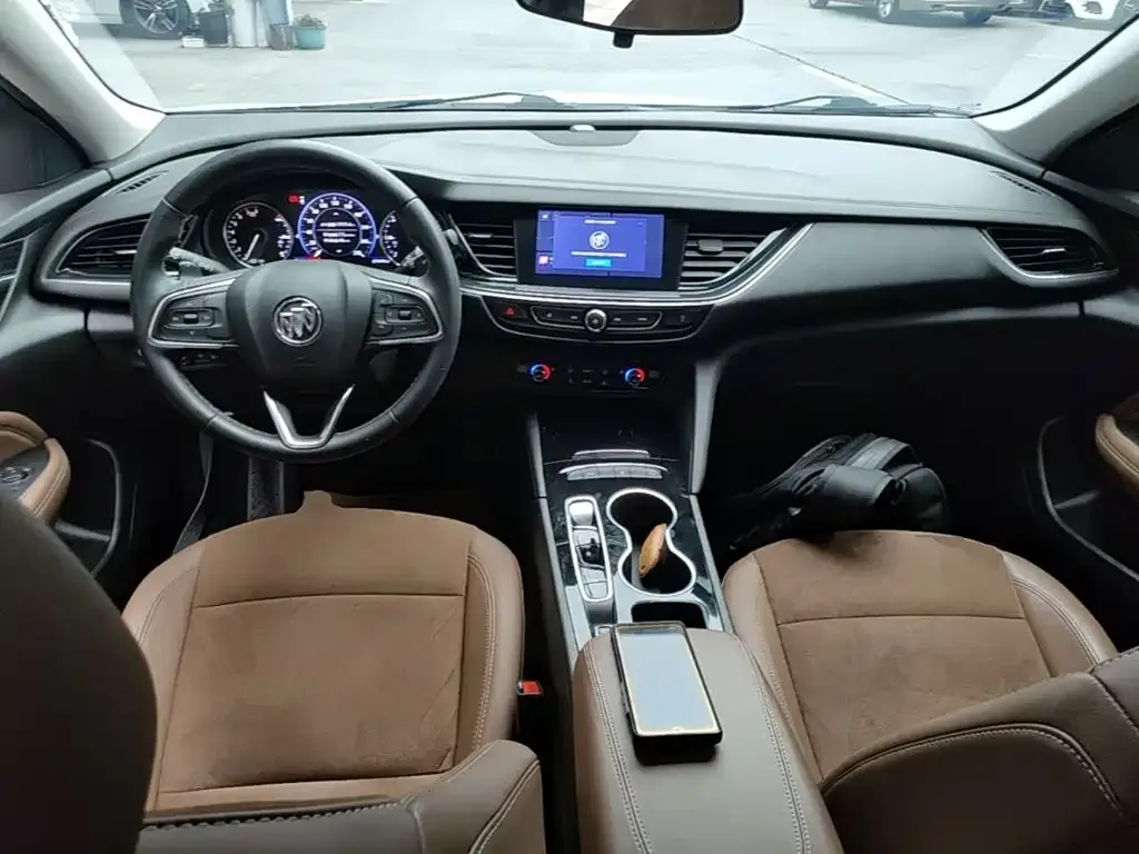 Buick Regal — фото 8