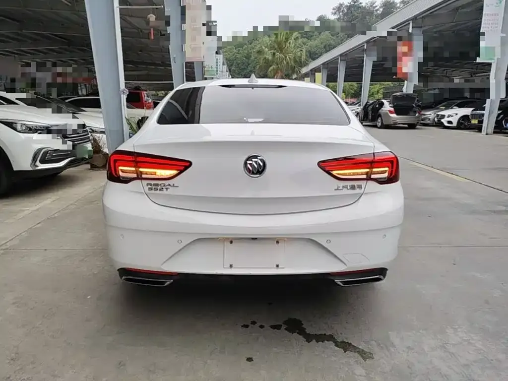 Buick Regal — фото 10